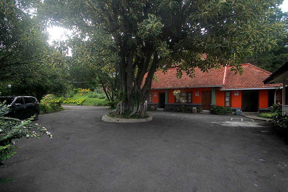 Hotel Villa Rawa Pening Pratama By Aparian Bandungan Luaran gambar